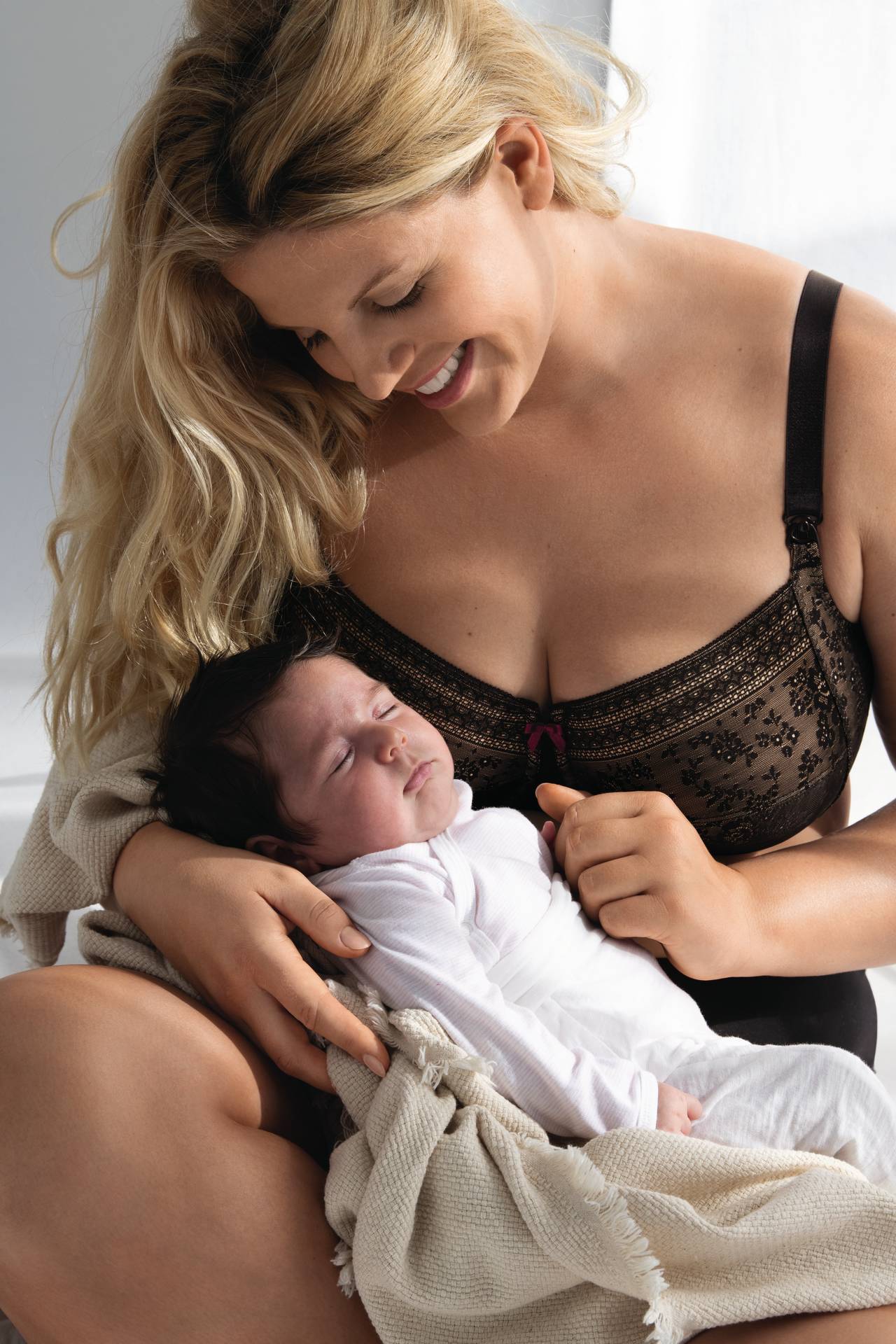 Maternity Nursing Bra Pregnant Women Mama Open Breast Bra Cotton