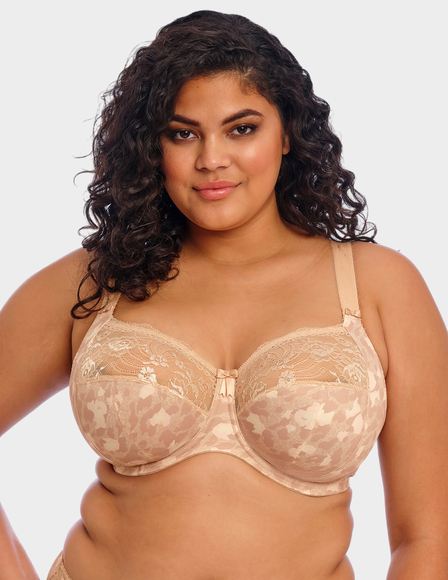 Front view of a model wearing Elomi Morgan bra in toasted almond