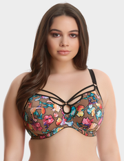 Front view of a model wearing Elomi Soraya bra