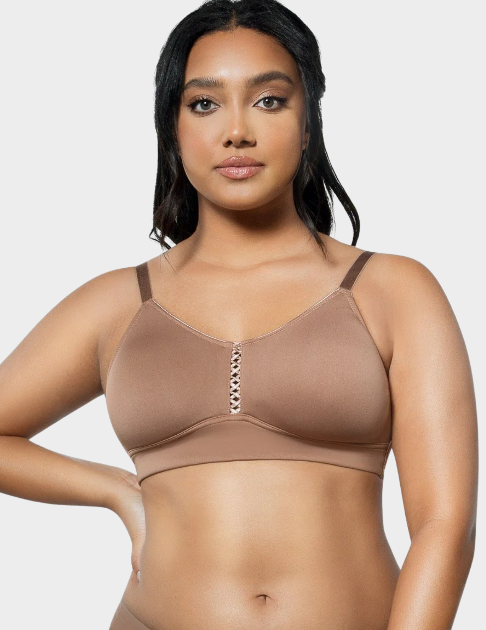 Front view of a model wearing Parfait Erika bralette in Mid Nude