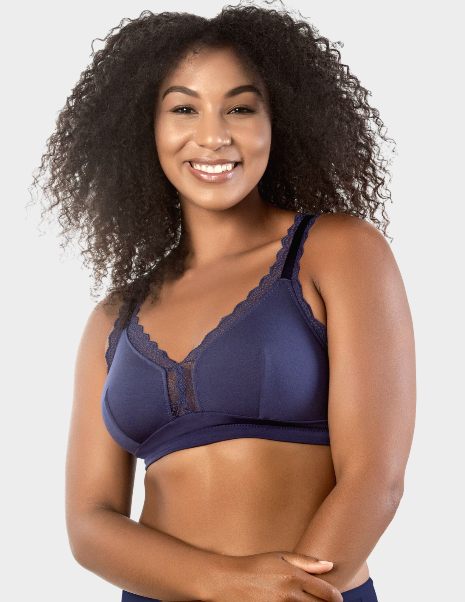 Front view of a model wearing Parfait Dalis bralette in Navy