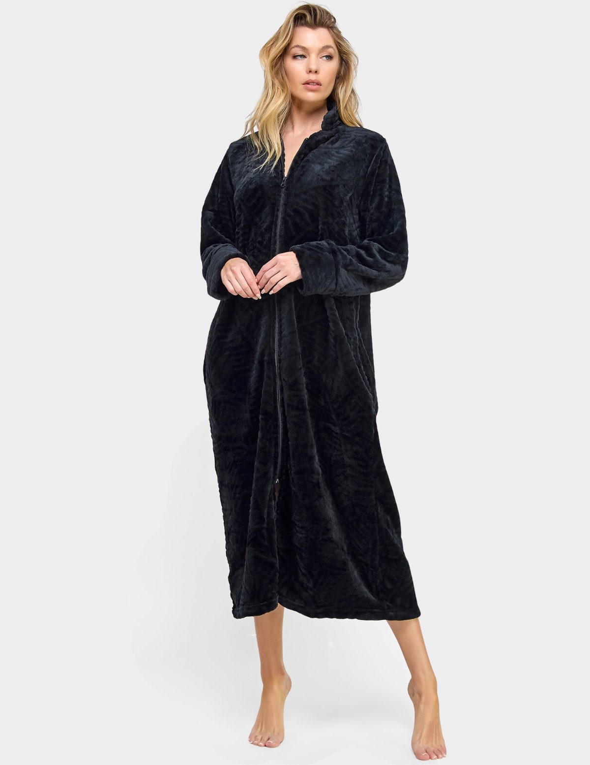 Sabrina Robe