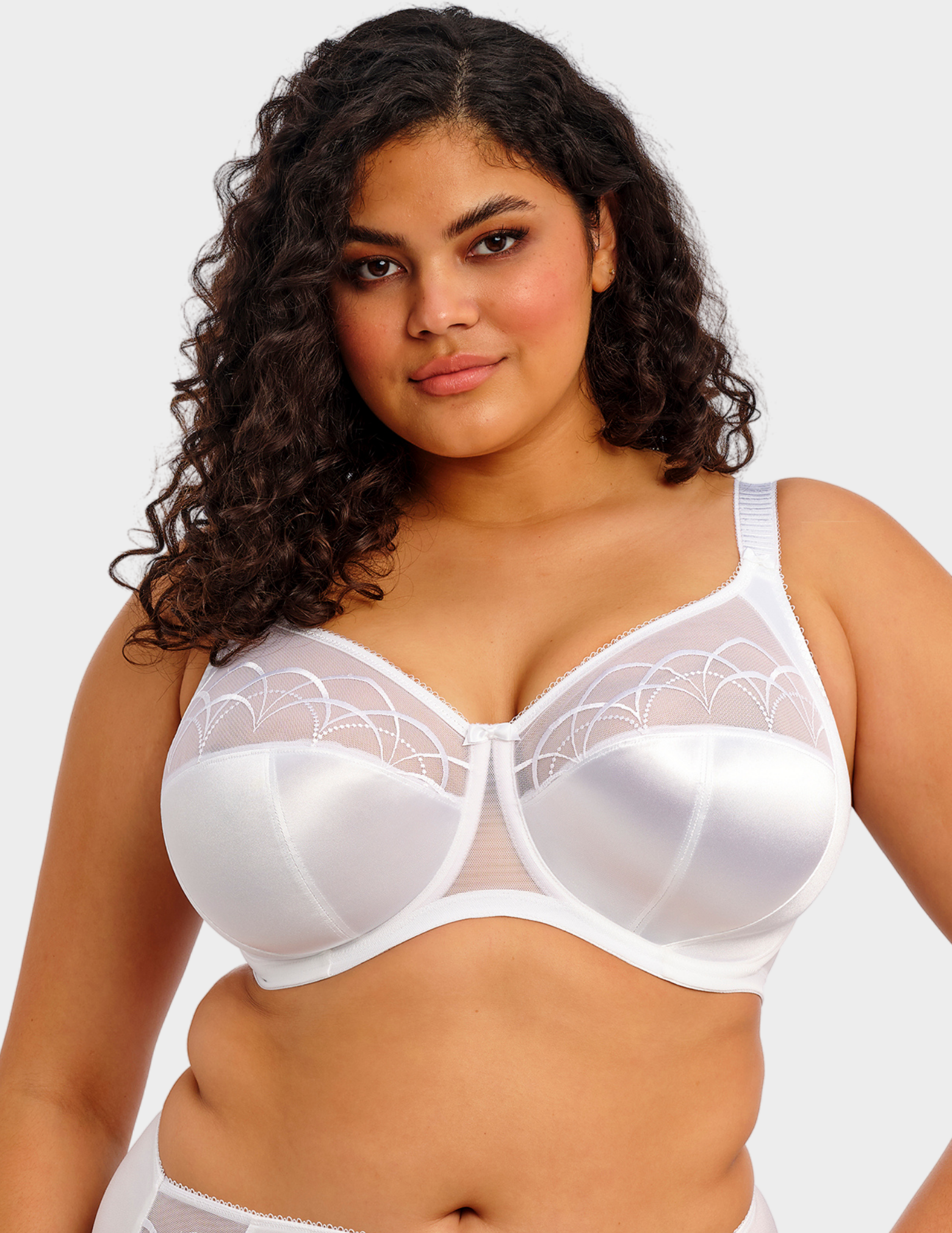 Front view of a model wearing Elomi Cate bra in white