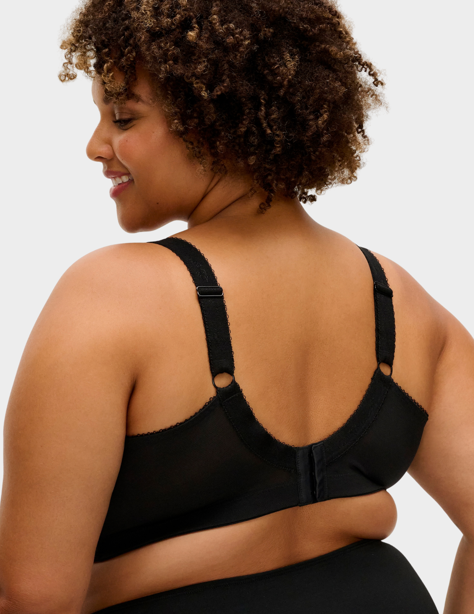 Keira Banded Wireless Bra