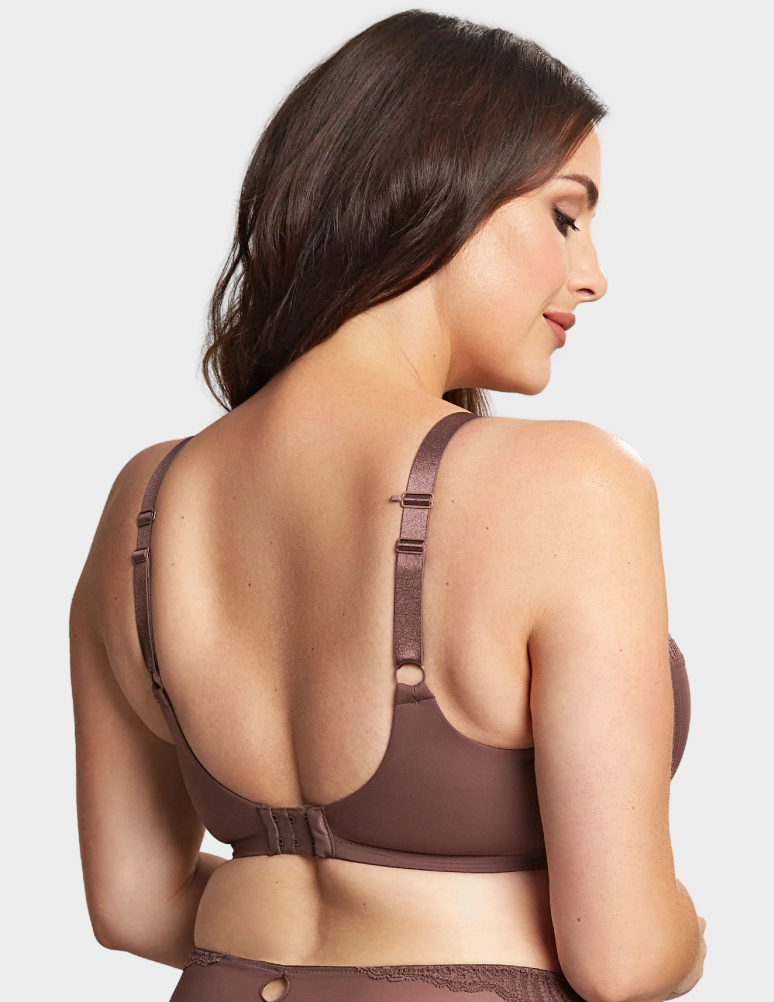 Back view of a model wearing Sculptresse Arianna bra in Warm Chestnut
