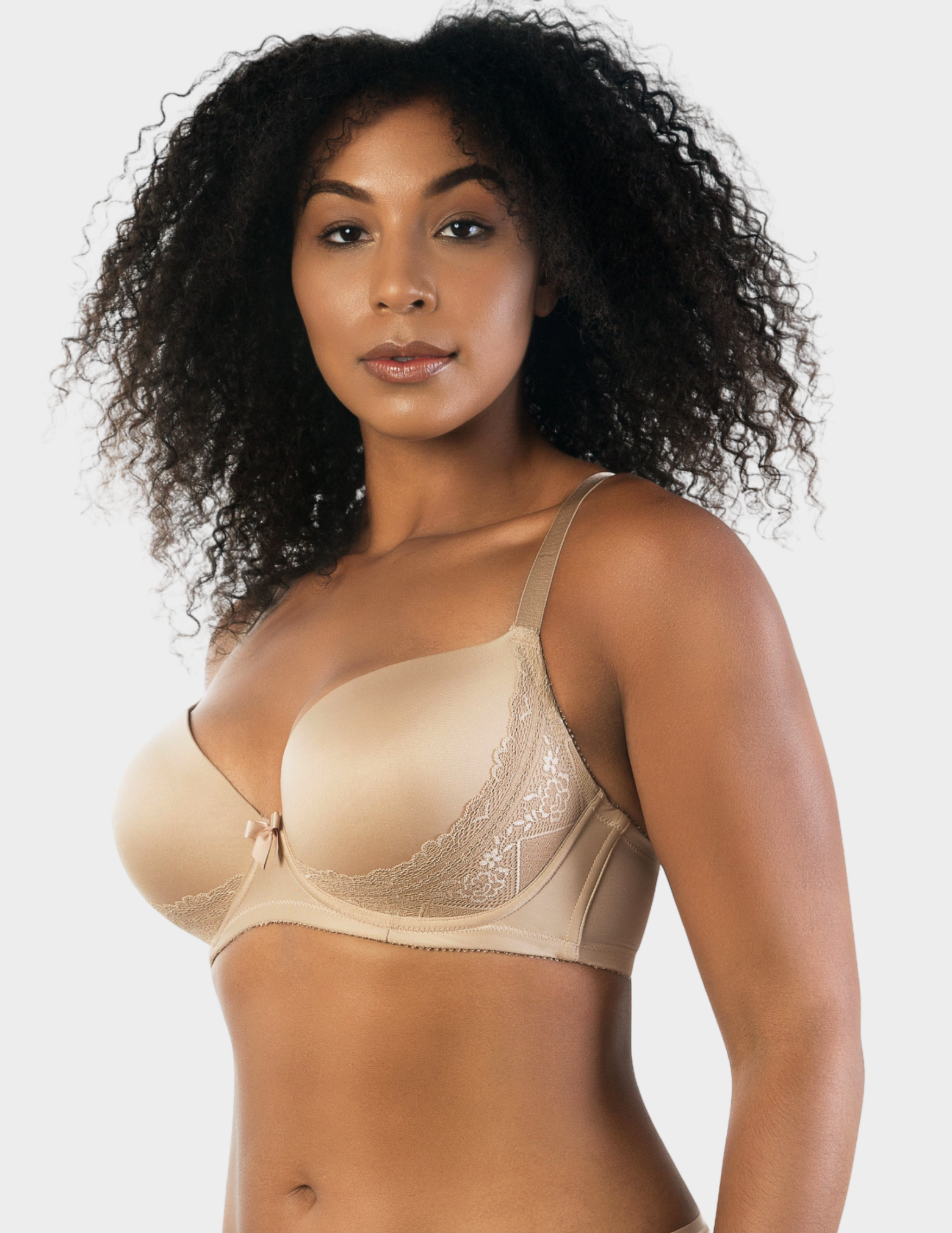 Side view of a model wearing Parfait Casey plunge bra in European Nude