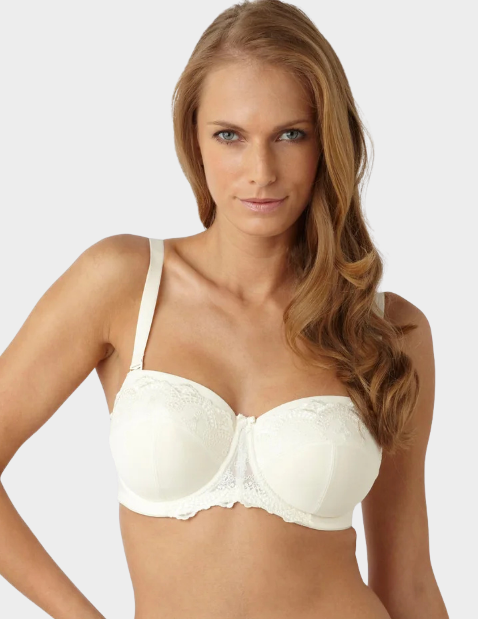 Front view of a model wearing Panache Evie Bridal strapless bra in Ivory with straps attached
