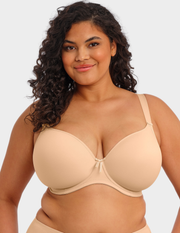 Front view of a model wearing Elomi Bijou plunge bra in sand