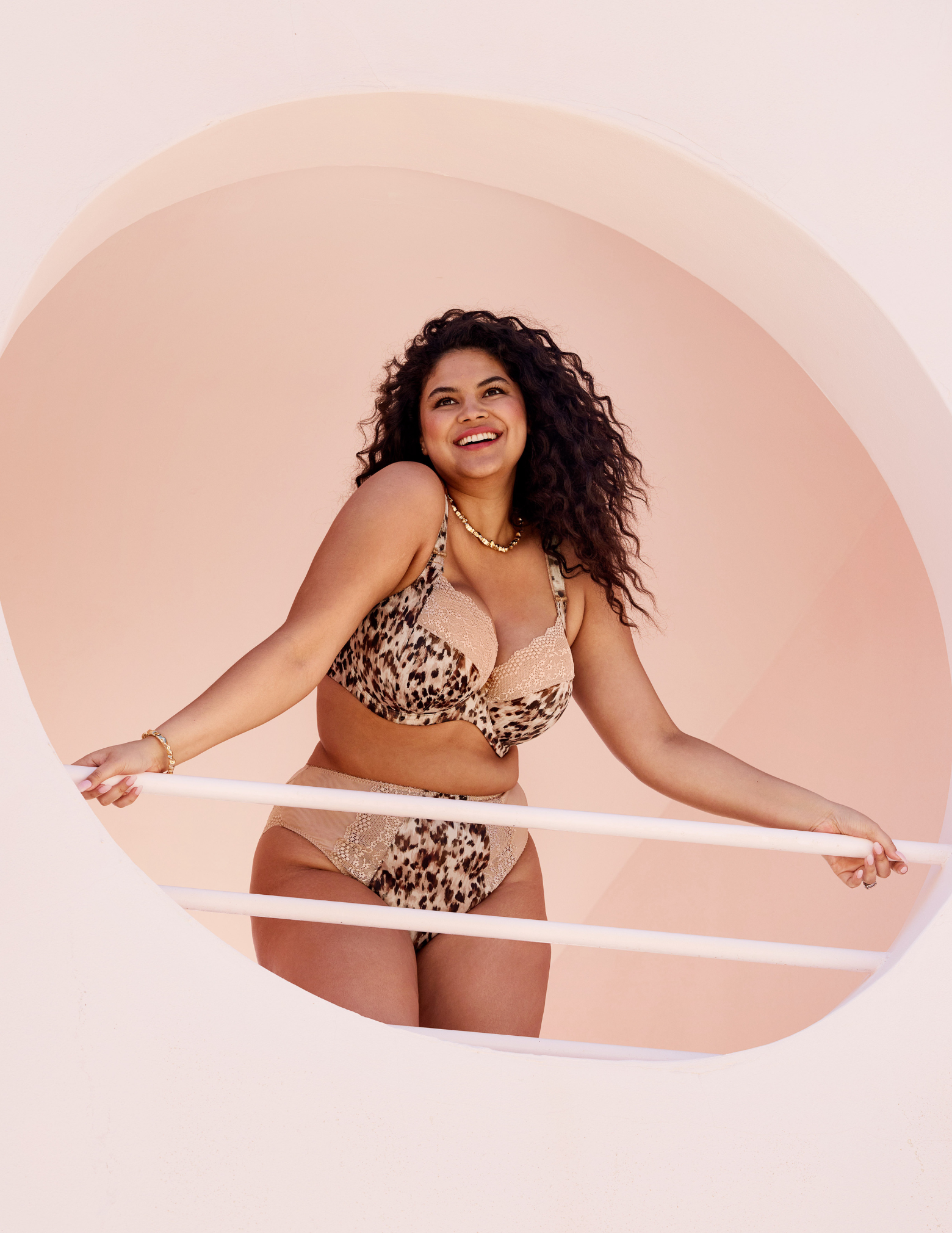 Lucie UW Stretch Plunge Bra