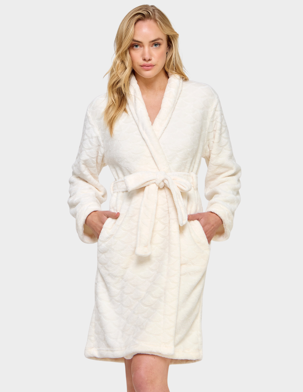 Ariel Robe