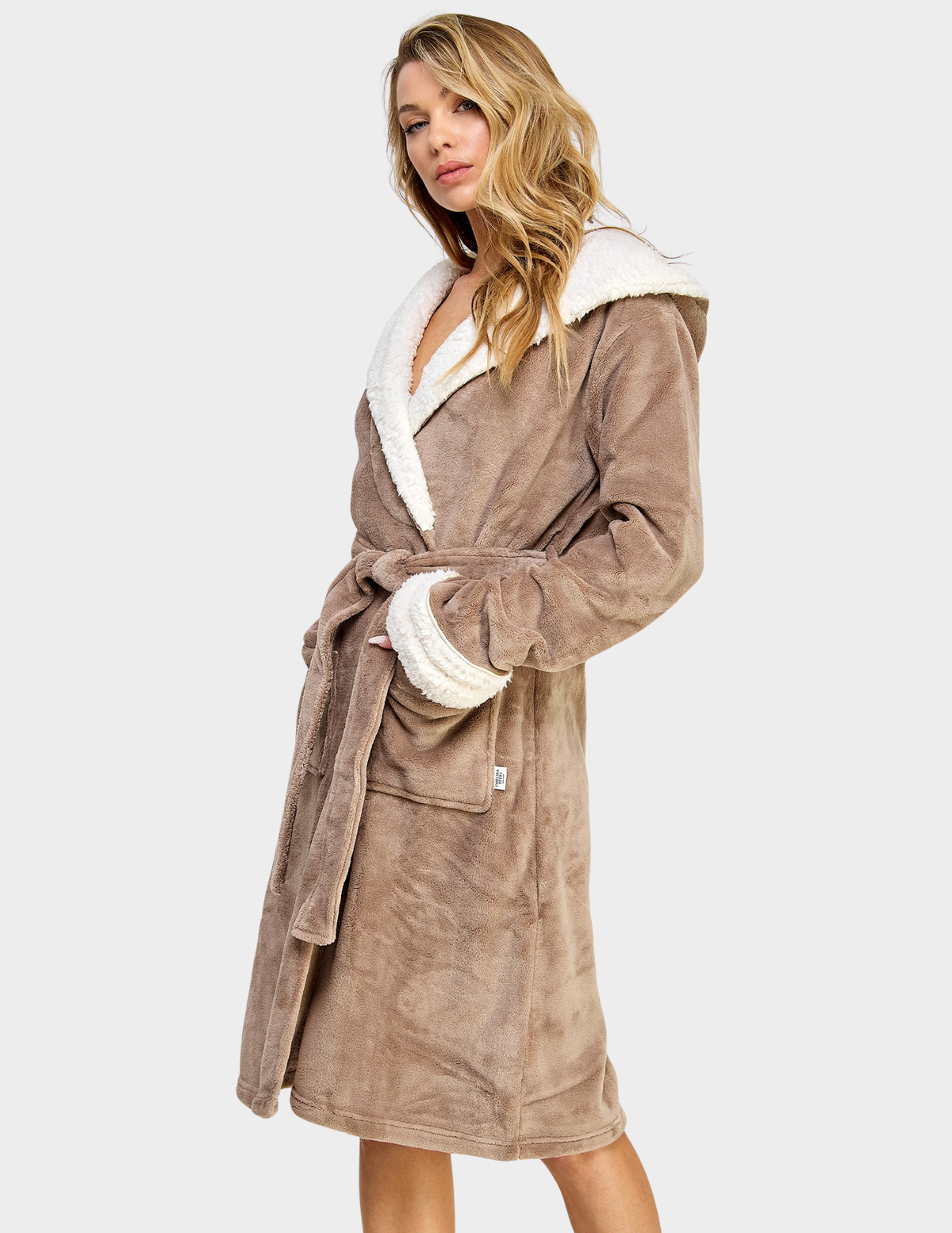 Sydney Robe