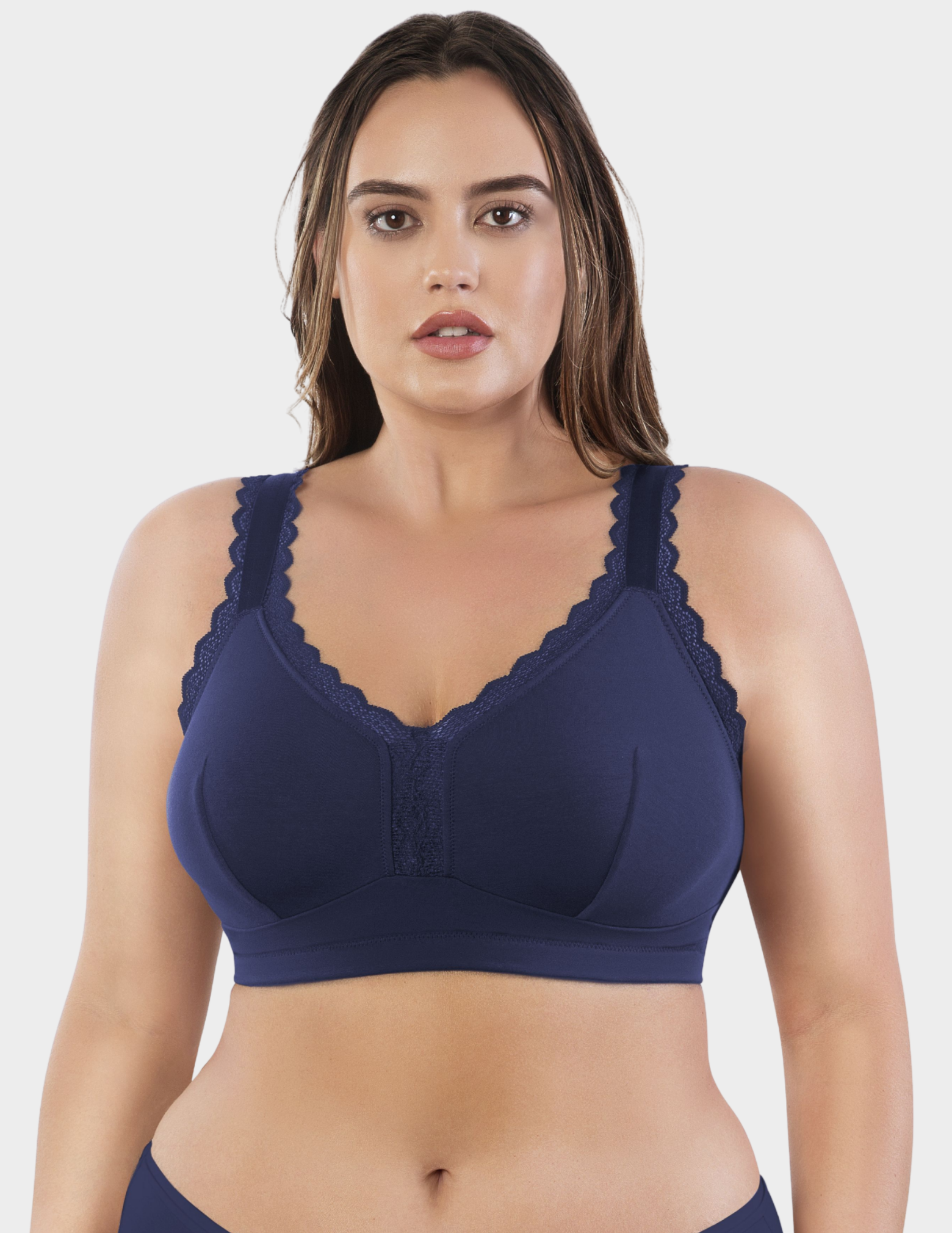 Front view of a model wearing Parfait Dalis bralette in Navy