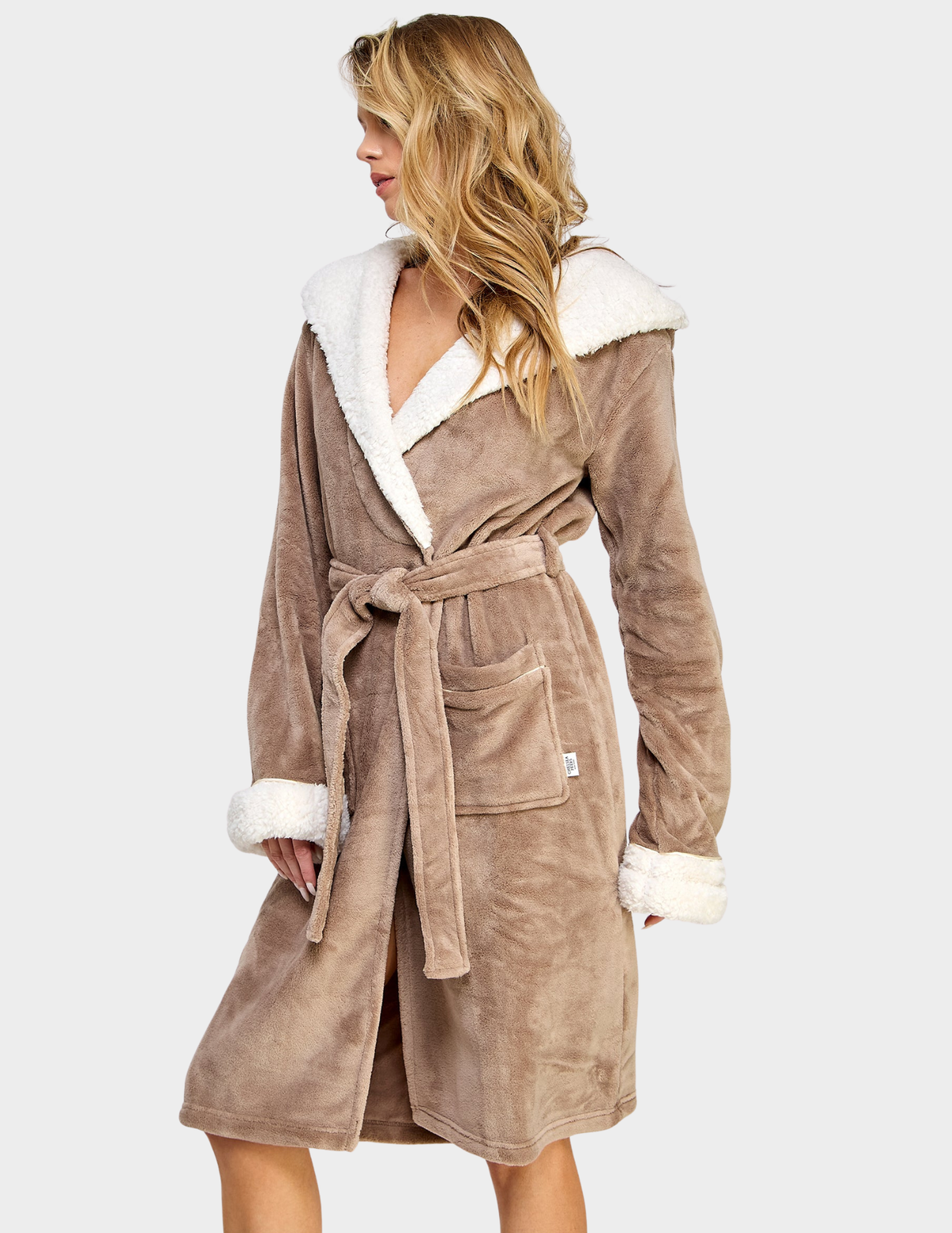 Sydney Robe