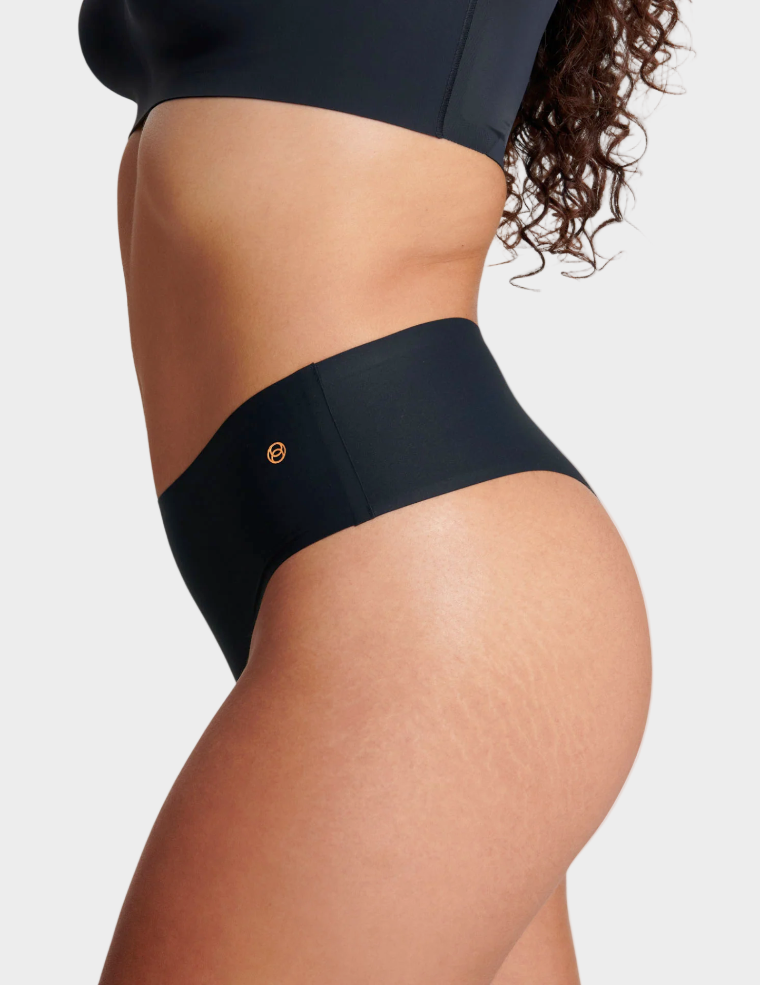 Seamless High-Waisted Thong