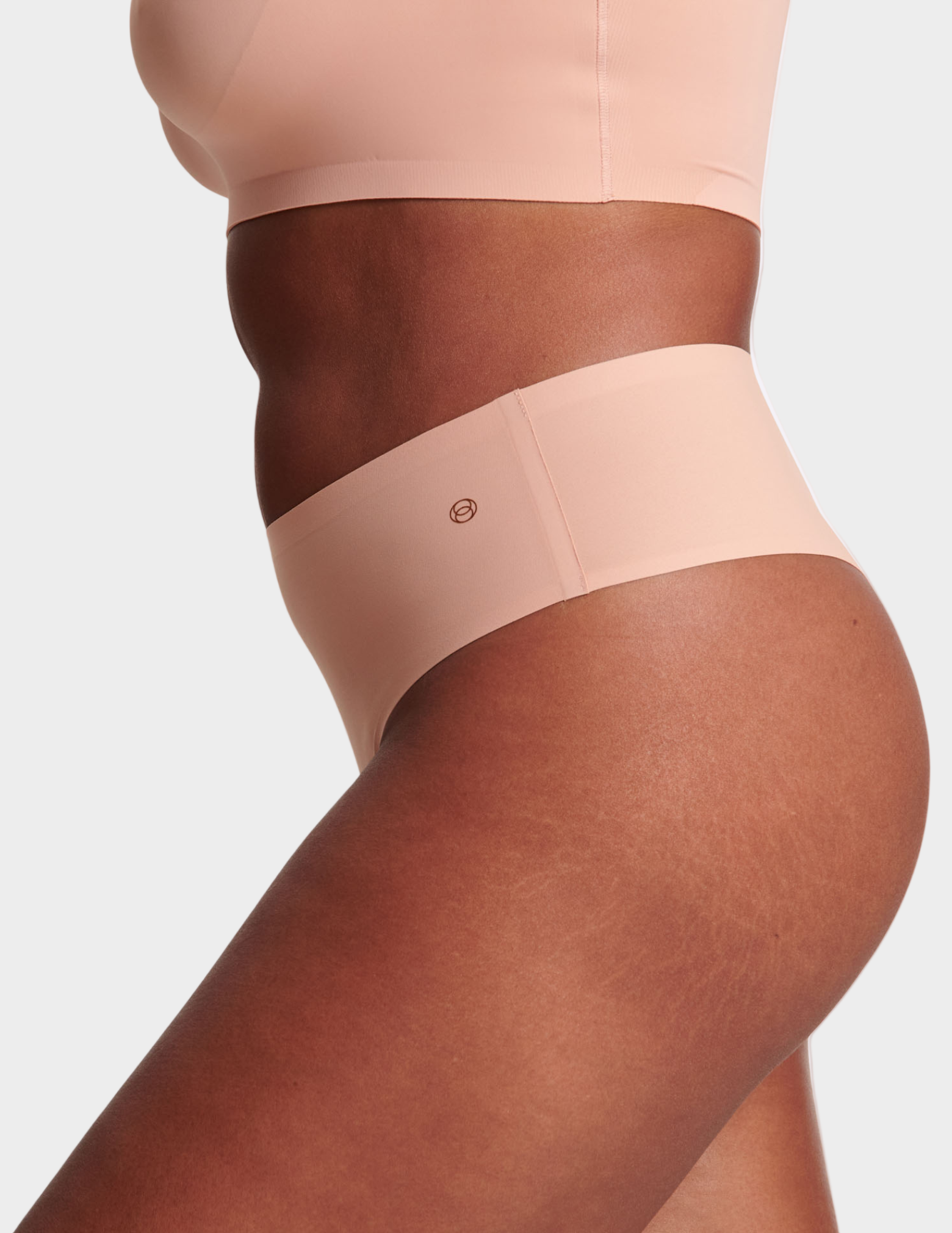Seamless High-Waisted Thong