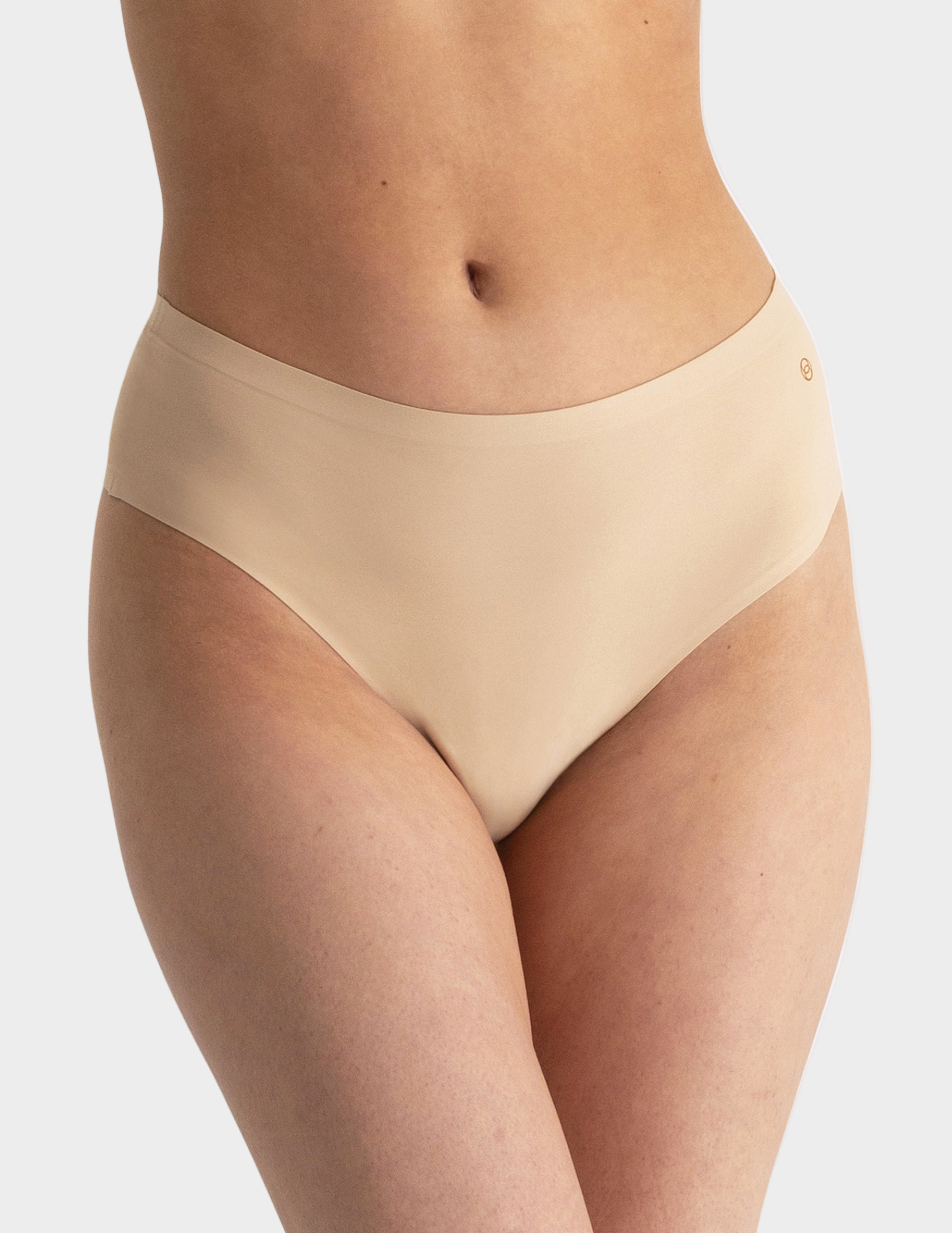 Seamless High-Waisted Thong