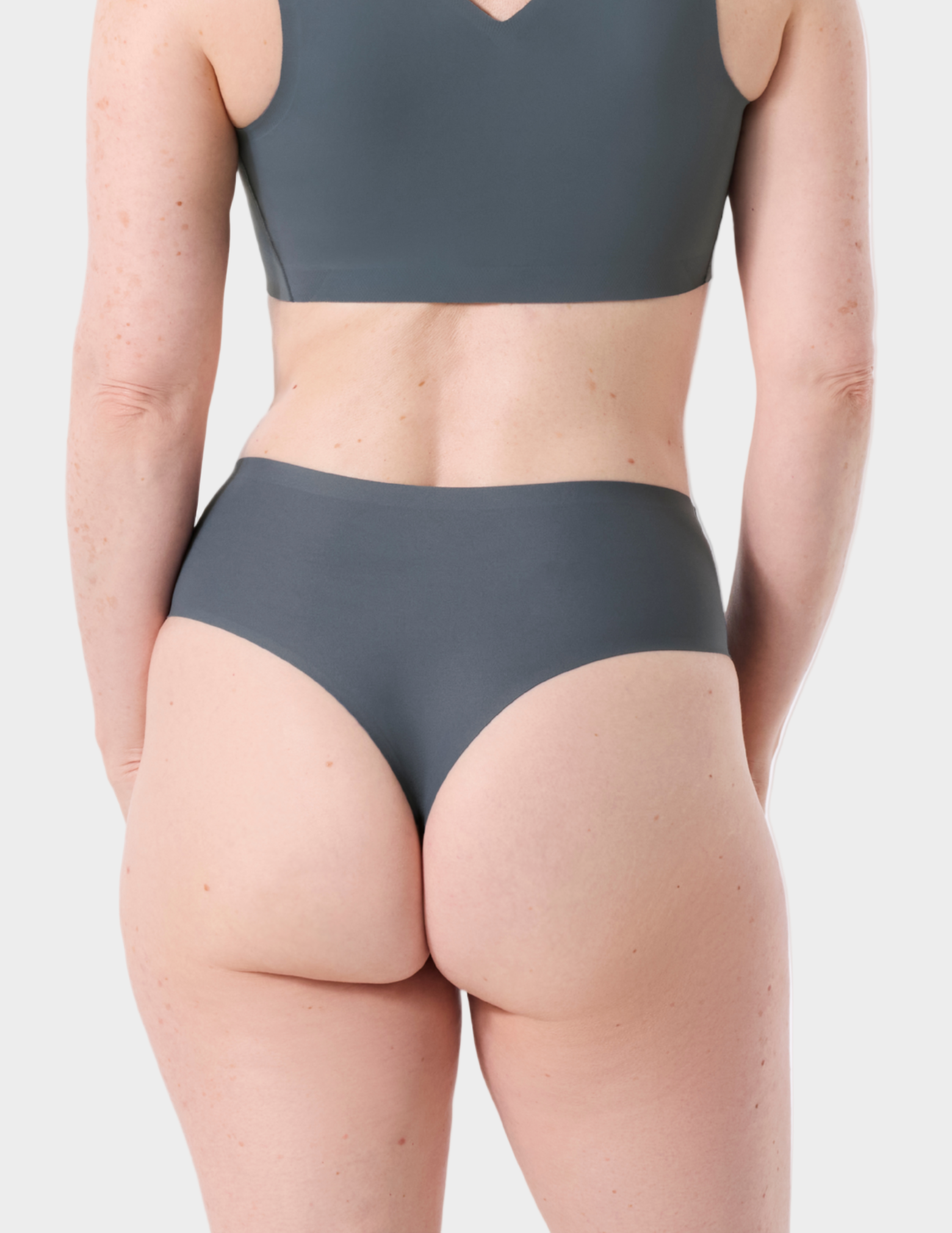 Seamless High-Waisted Thong