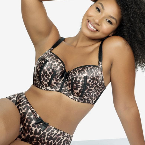 How Much Do Your Breasts Weigh?  bra fit, cup sizes and more