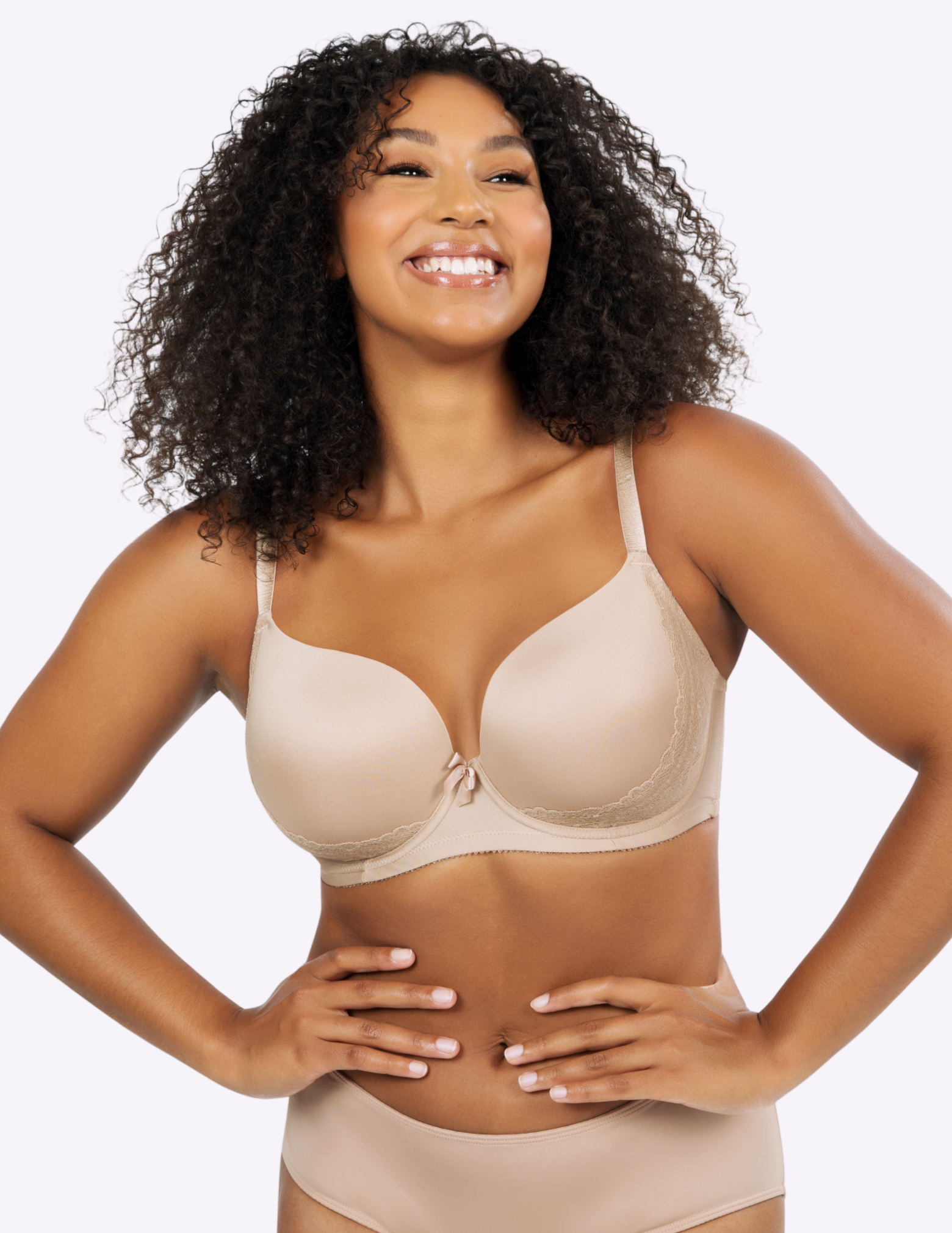 Front view of a model wearing Casey plunge t-shirt bra in European Nude