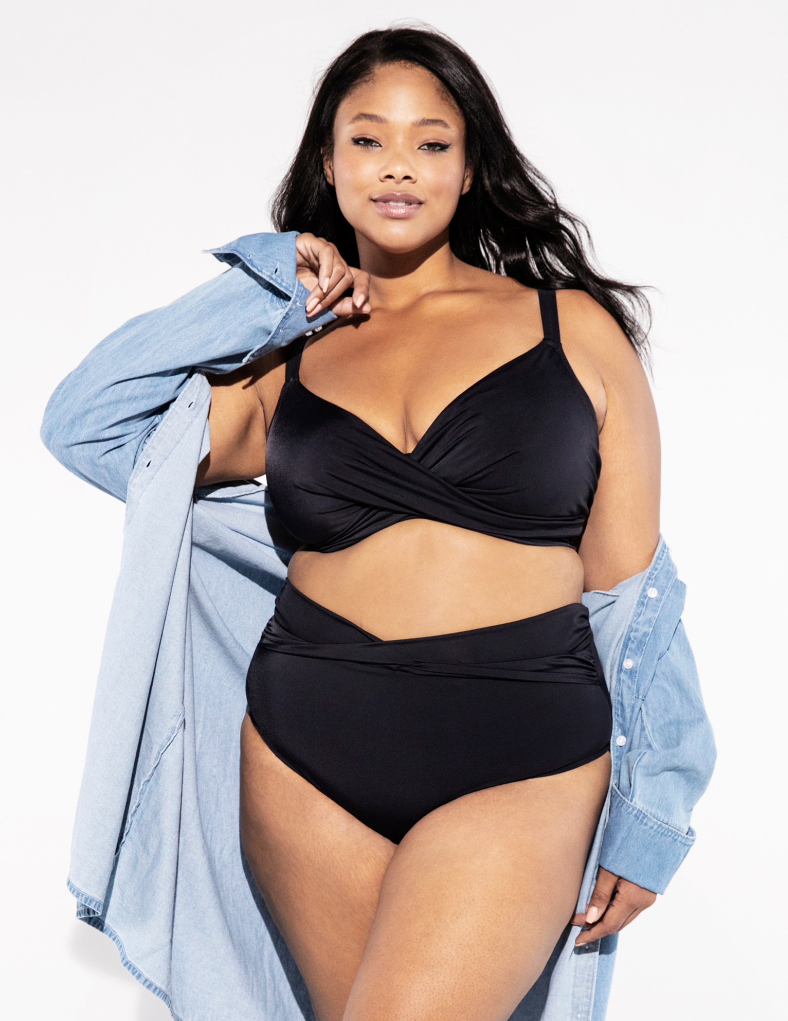 Magnetic Underwire Plunge Bikini Top