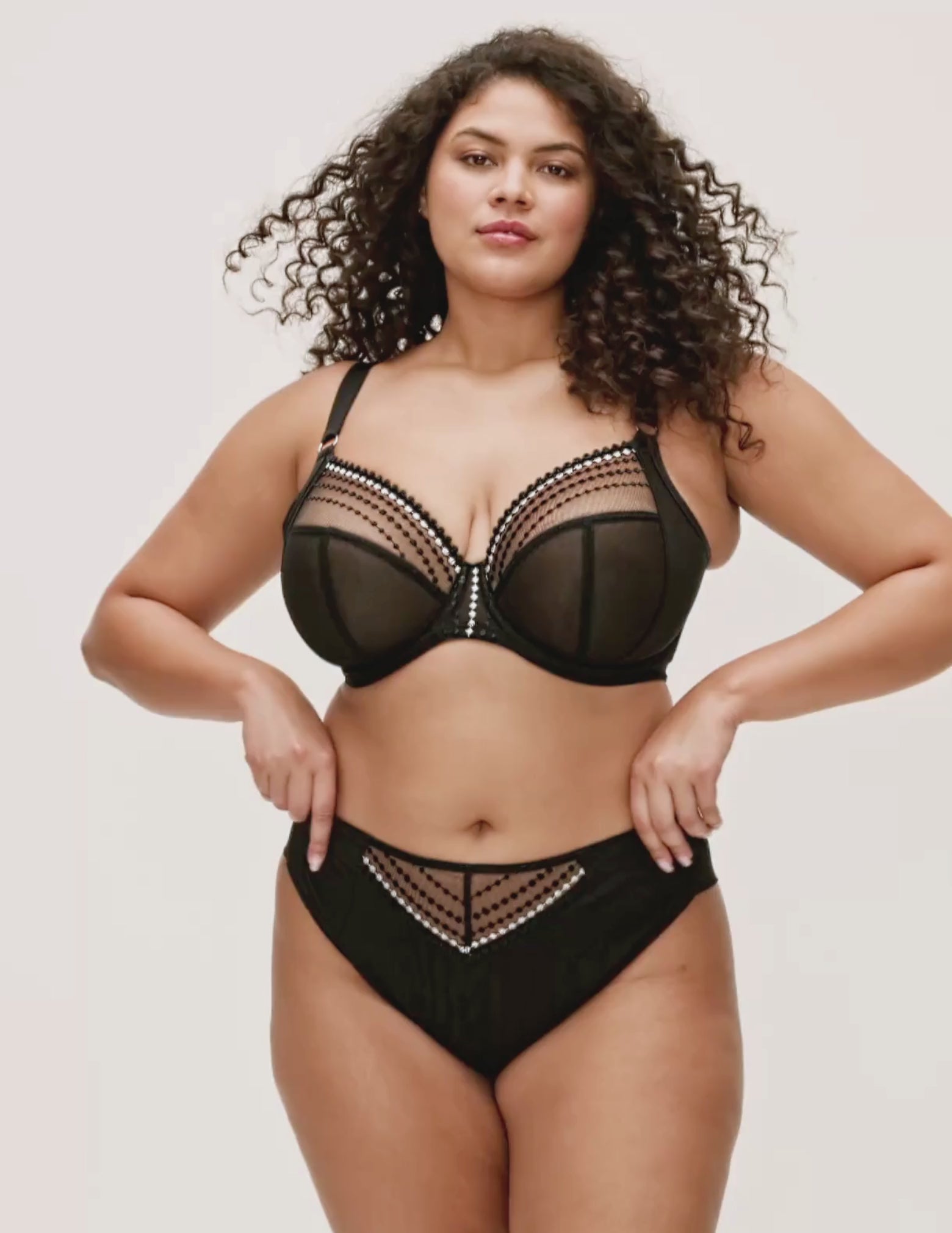 Load video: Matilda Underwire Plunge Bra