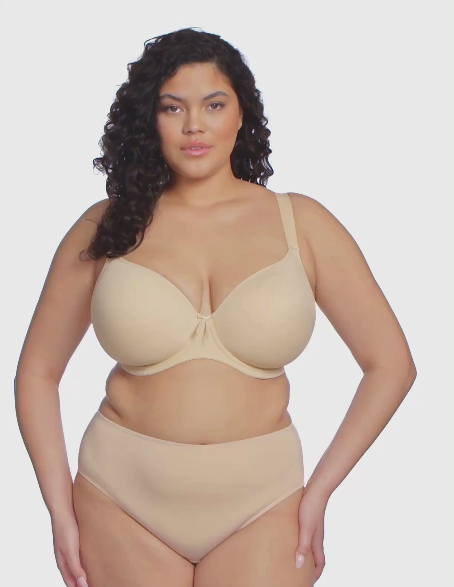 Load video: Bijou Underwire Banded Plunge T-Shirt Bra