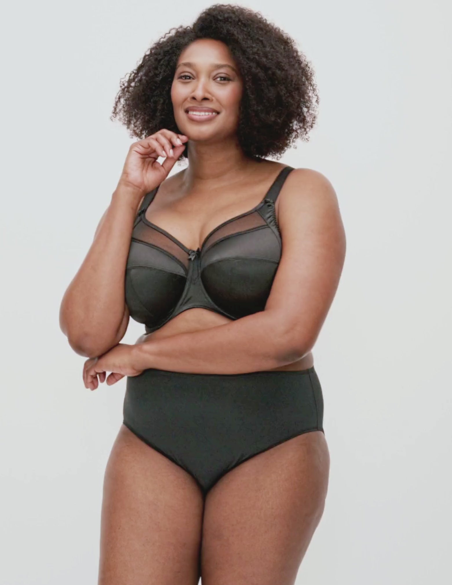 Load video: Keira Underwire Full Coverage Banded Bra