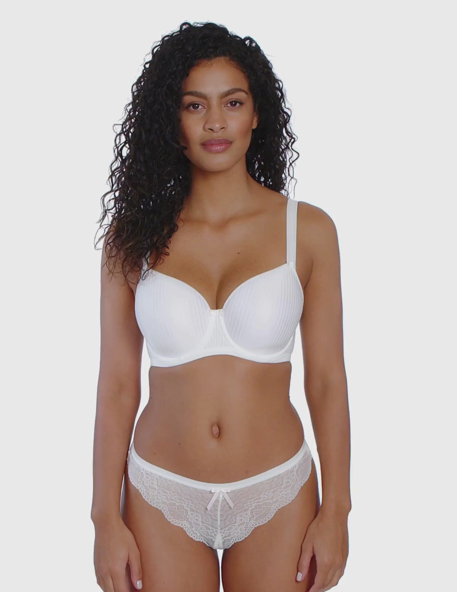 Load video: Idol Molded Balconette T-Shirt Bra