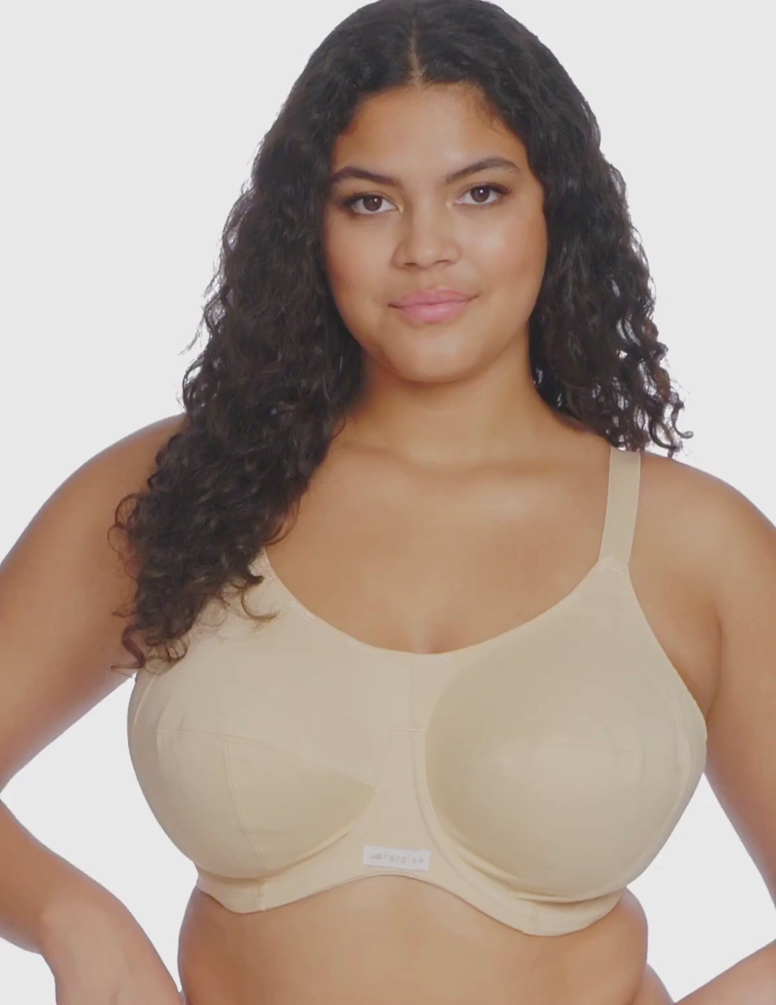 Load video: Energise Underwire Sports Bra