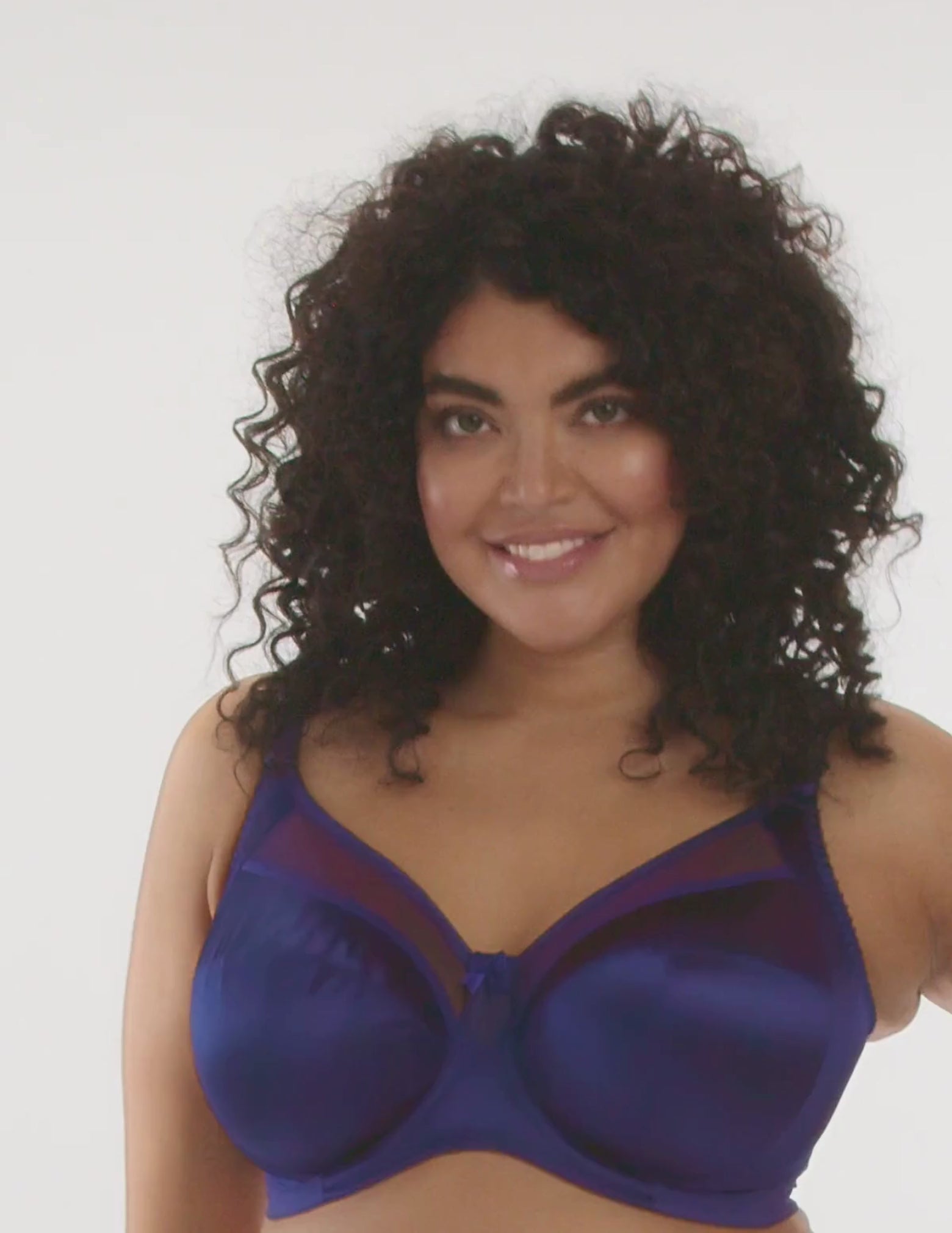 Load video: Keira Underwire Full Coverage Banded Bra