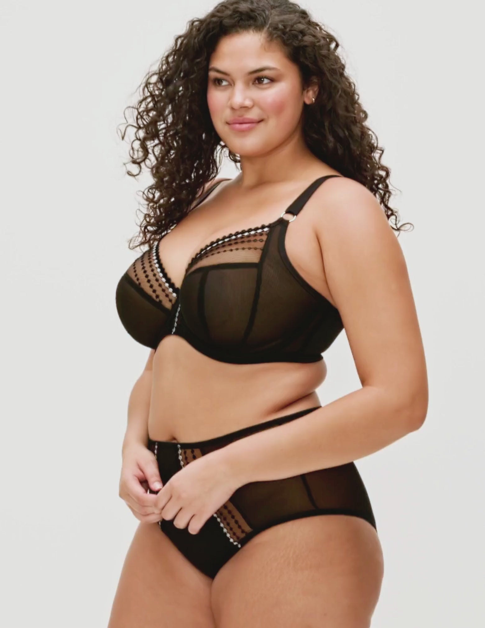 Load video: Matilda Underwire Plunge Bra