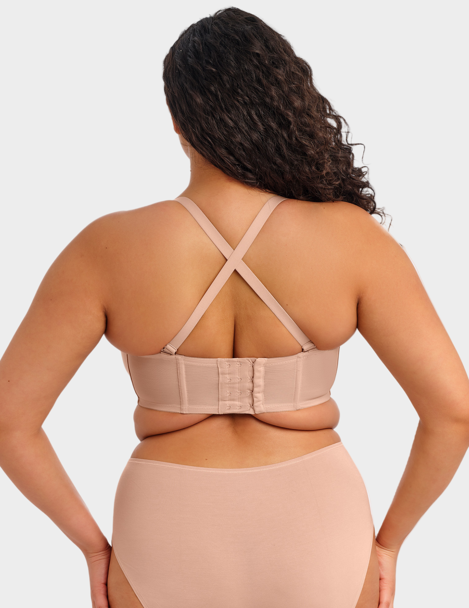 Smooth Underwire Convertible Strapless Bra