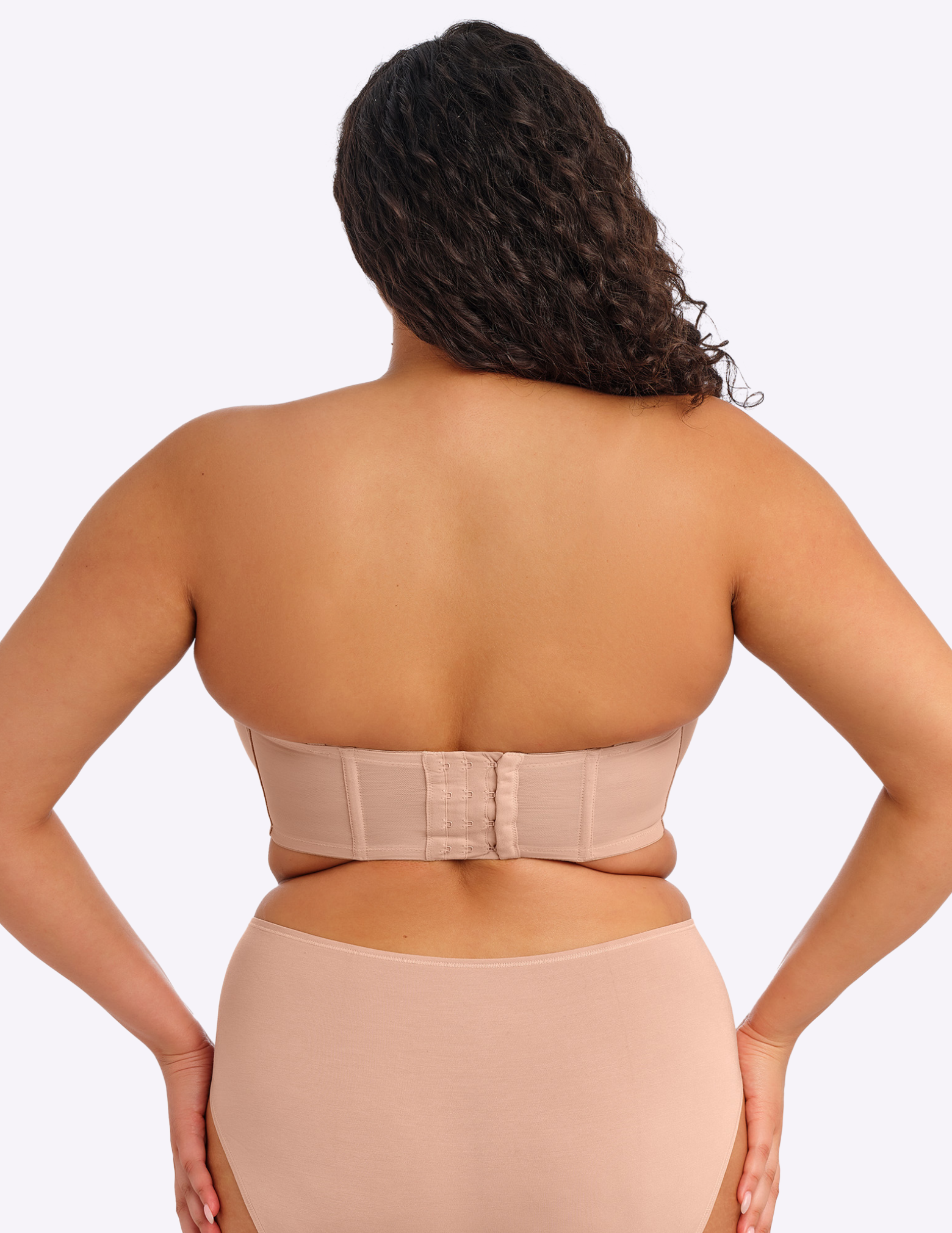 Smooth Underwire Convertible Strapless Bra