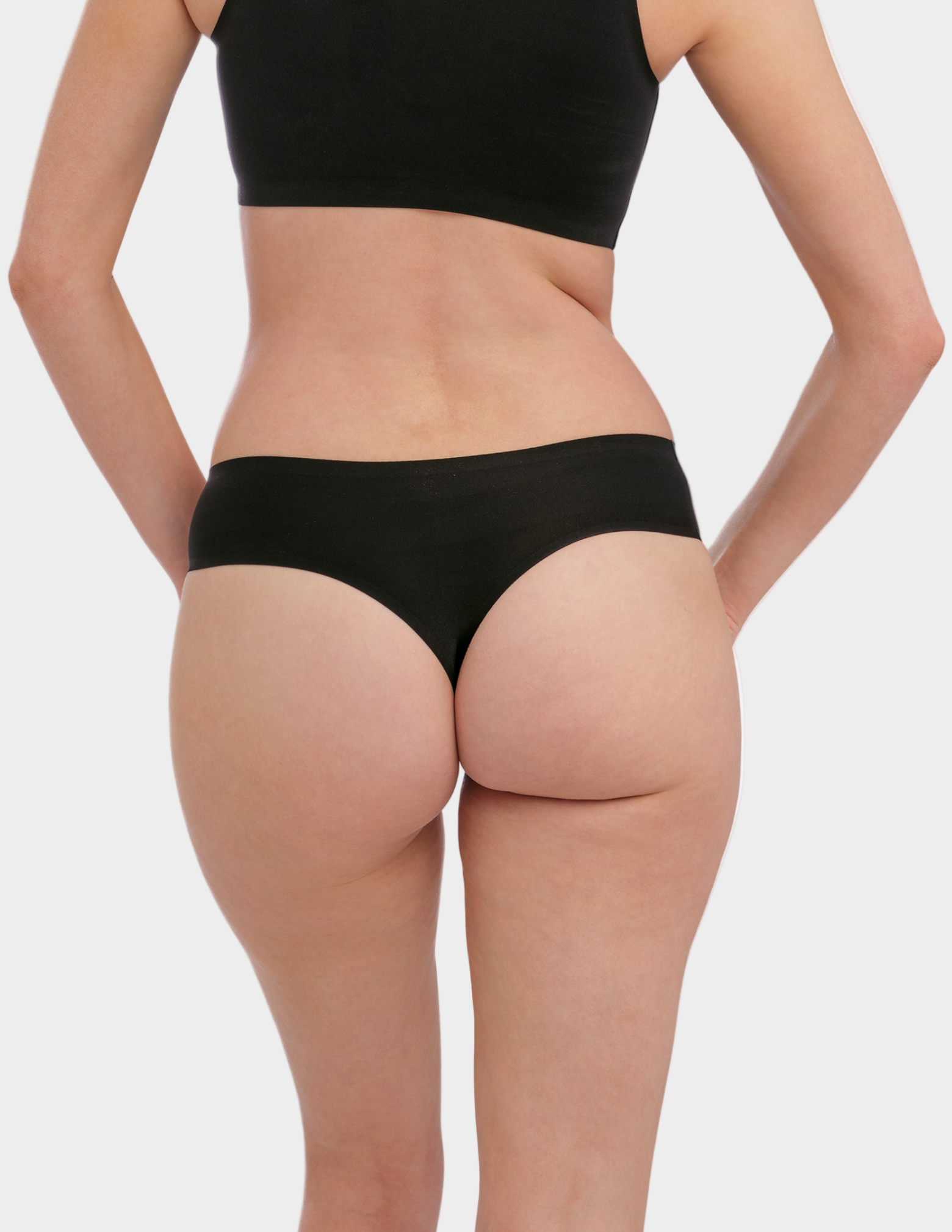 Smoothease Invisible Stretch Thong